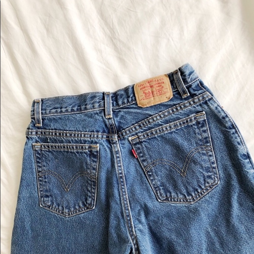 Vintage Levi’s 550🌈🦋💞☂️ - Picture 5 of 7